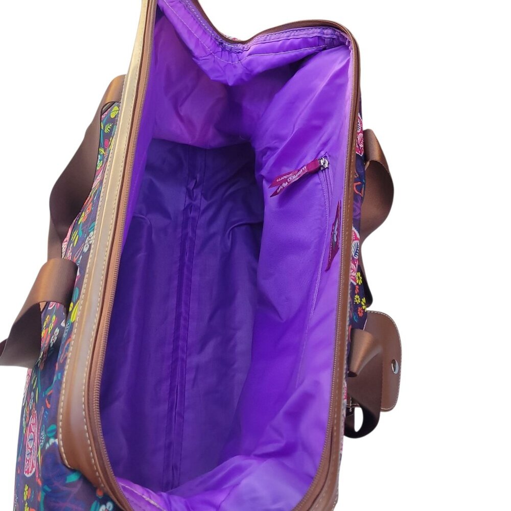 Lily Bloom Wheeled Duffel Bag 20" Raking It In Living Large Purple Floral Mater - Picture 14 of 16